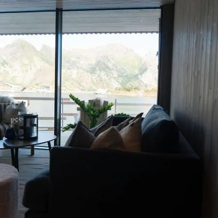 Daire Rorbuleilighet I Toppetasjen I