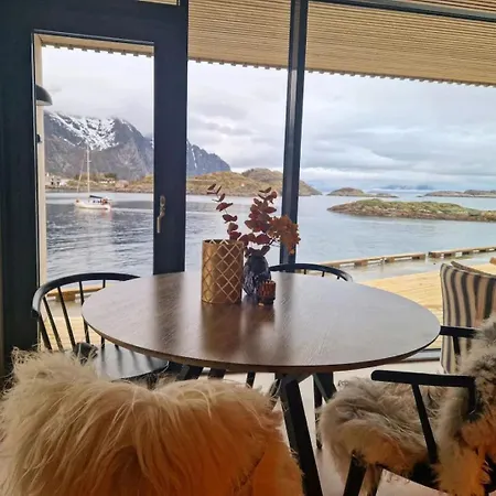 Rorbuleilighet I Toppetasjen I Henningsvær