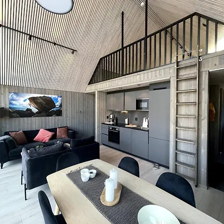 Rorbuleilighet I Toppetasjen I Daire