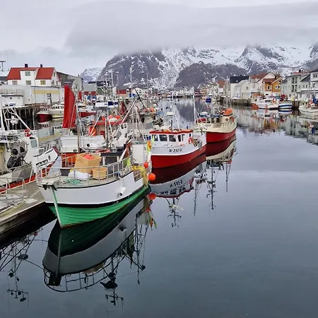 Rorbuleilighet I Toppetasjen I Appartamento Henningsvær