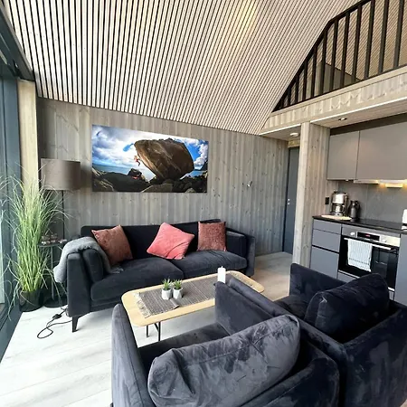 Rorbuleilighet I Toppetasjen I