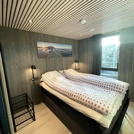 Daire Rorbuleilighet I Toppetasjen I Henningsvær