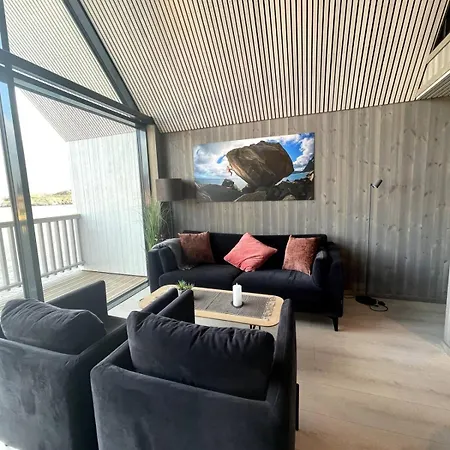 Rorbuleilighet I Toppetasjen I