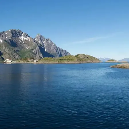 Rorbuleilighet I Toppetasjen I شقة *