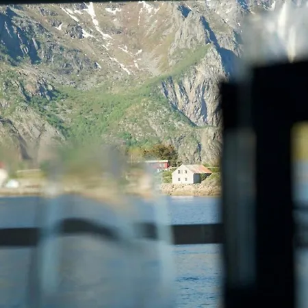 Rorbuleilighet I Toppetasjen I