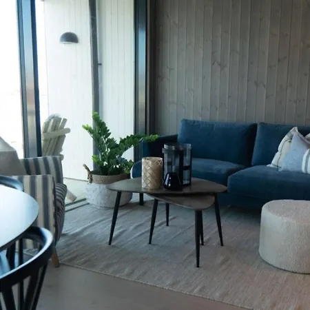 شقة Rorbuleilighet I Toppetasjen I